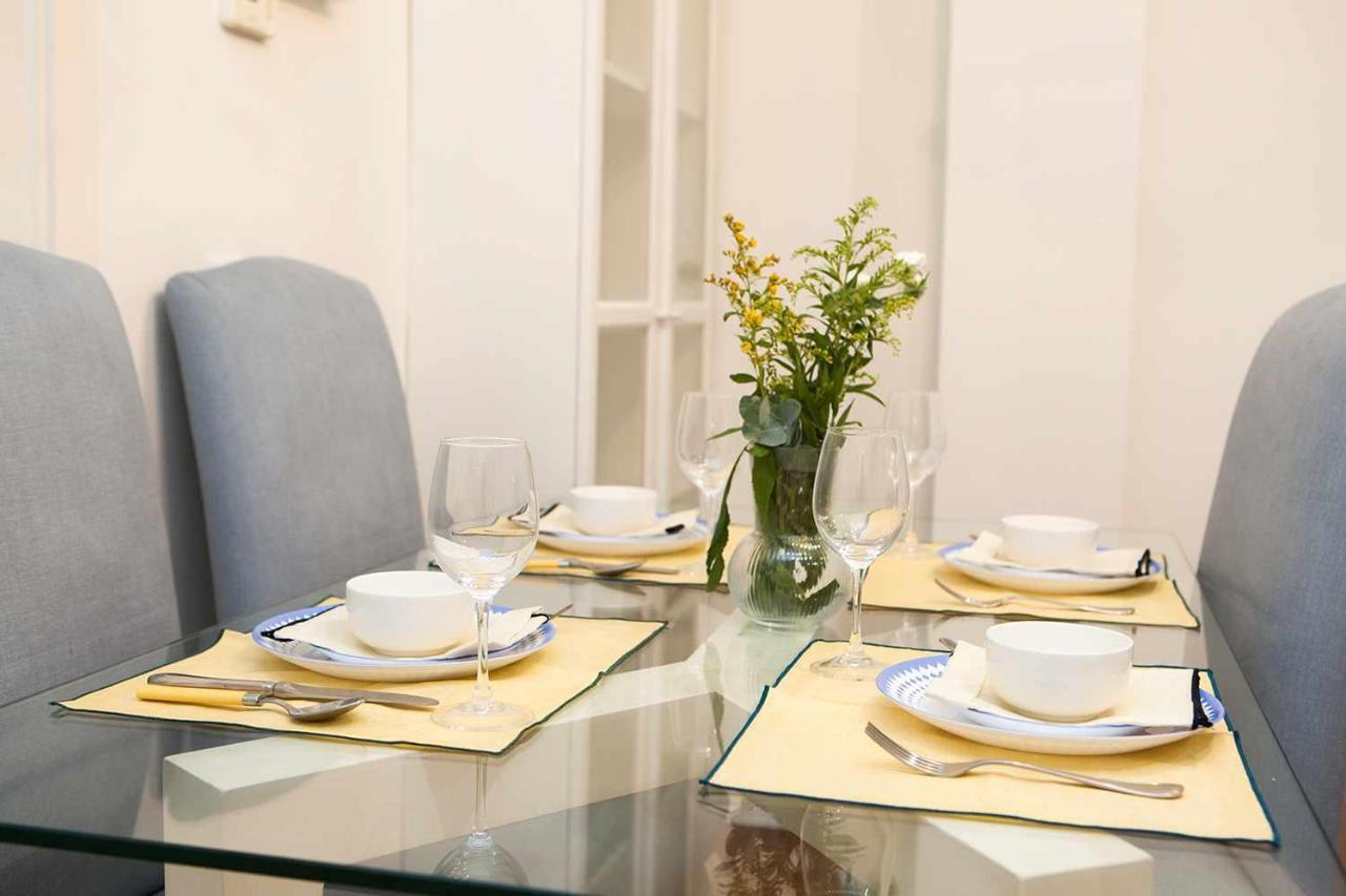 Charming Apartment With Pool And Garage إشبيلية المظهر الخارجي الصورة