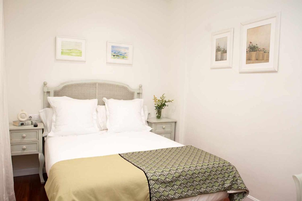 Charming Apartment With Pool And Garage إشبيلية المظهر الخارجي الصورة